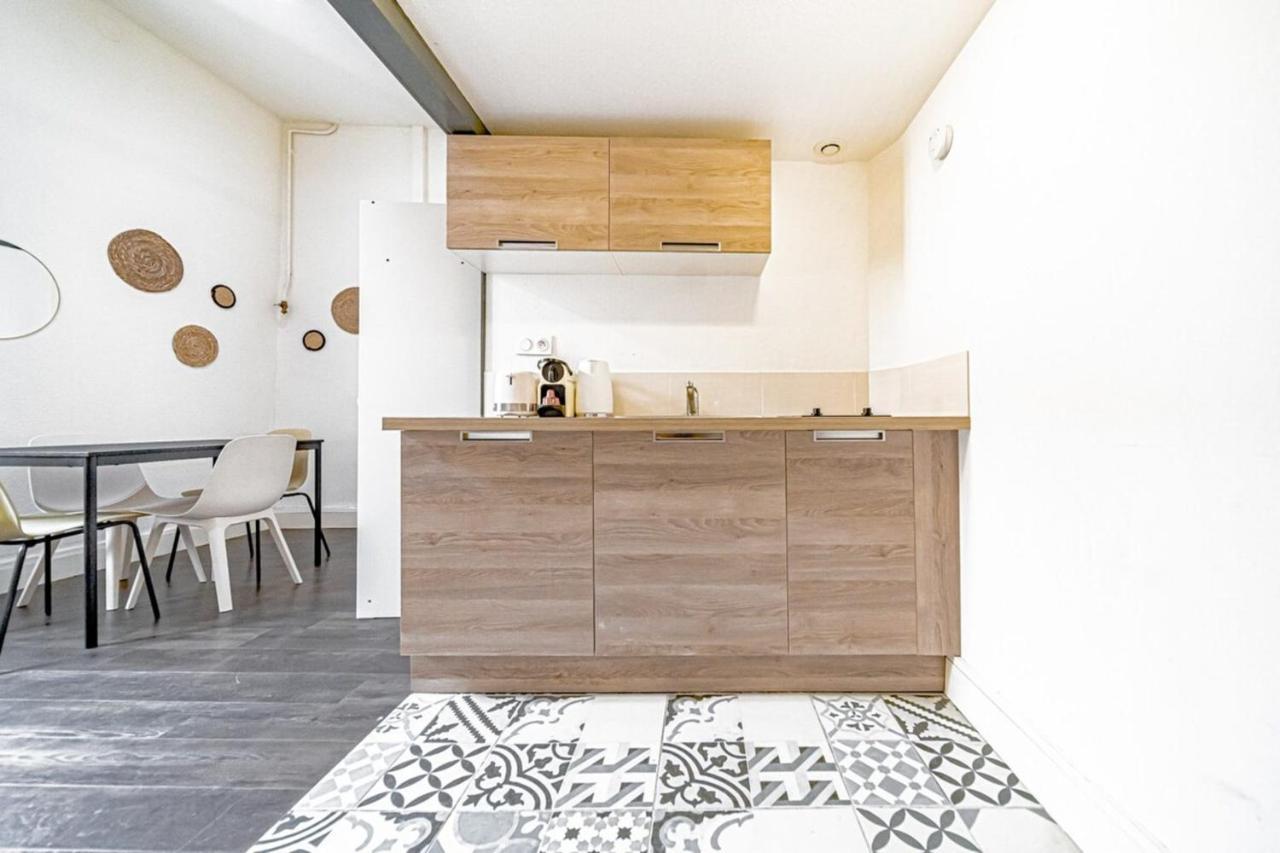Studio Dumas-Charmant 2 Pers-Metro Valmy Apartment Lyon Exterior photo